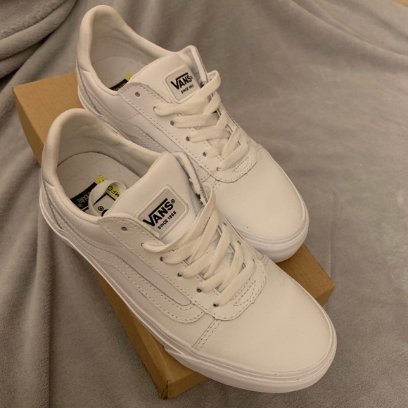 Vans Ward Lo Deluxe - Women’s 6.5 - White - Picture 2 of 11